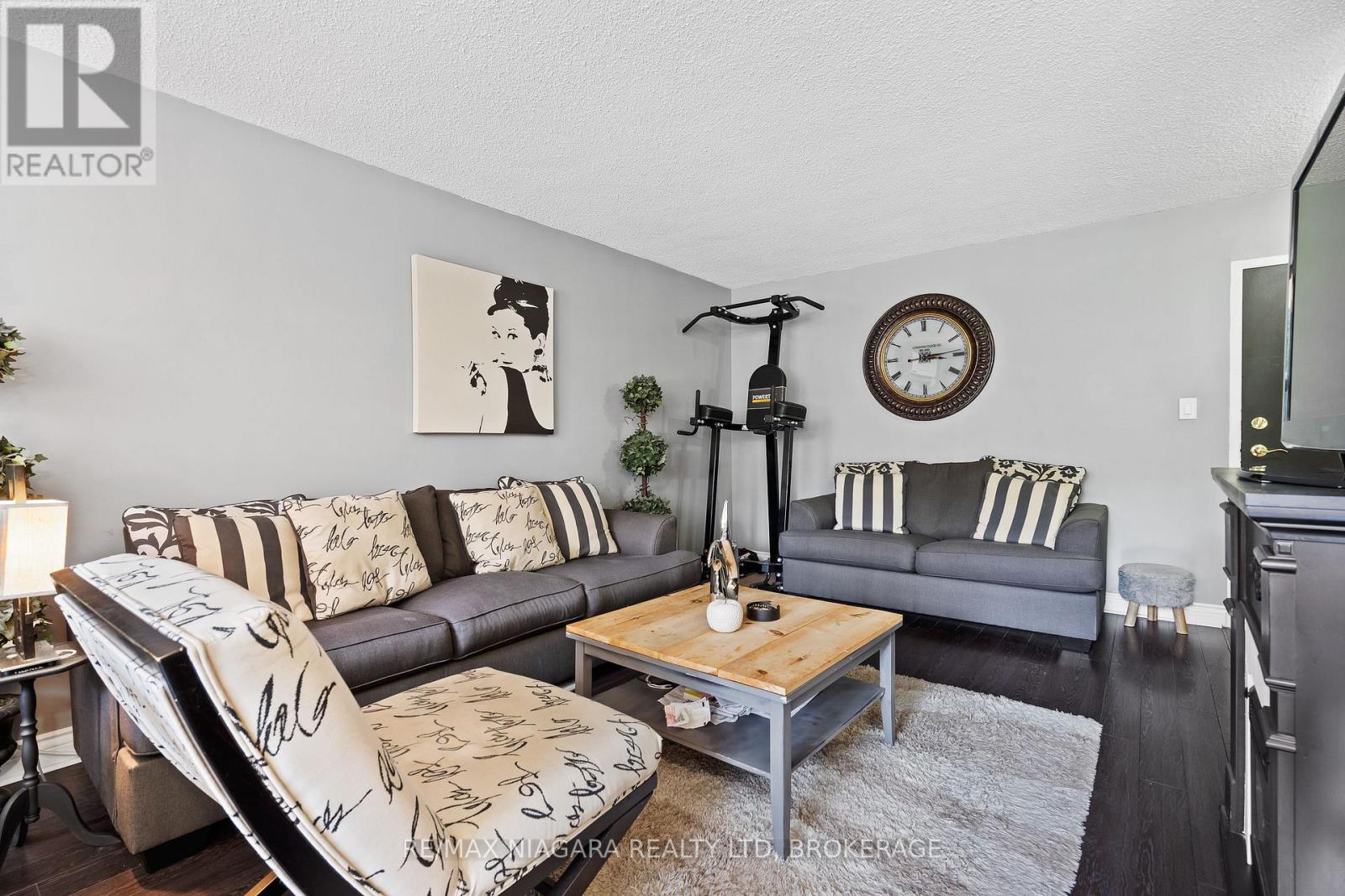 Photo 25 of 205 6390 Huggins Street, Niagara Falls ON