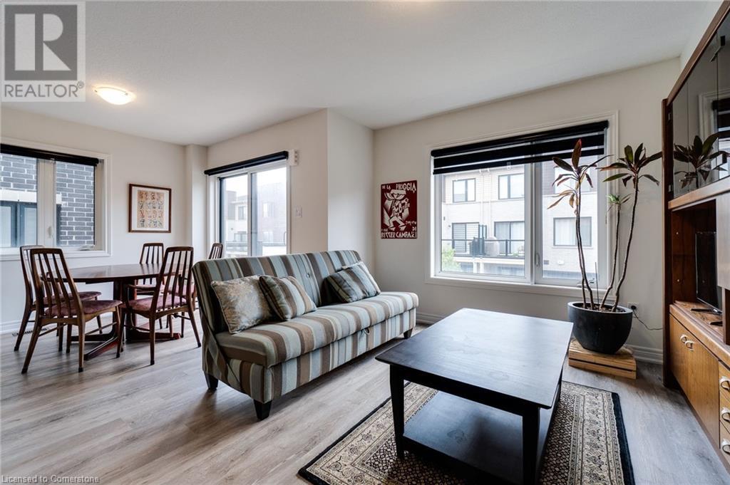 Photo 15 of 68 Dryden Lane, Hamilton ON