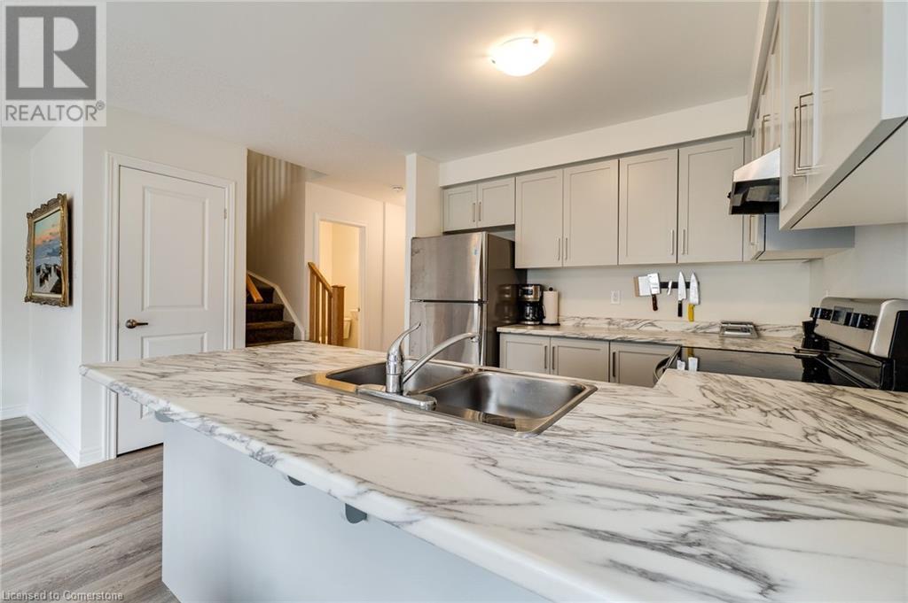 Photo 26 of 68 Dryden Lane, Hamilton ON