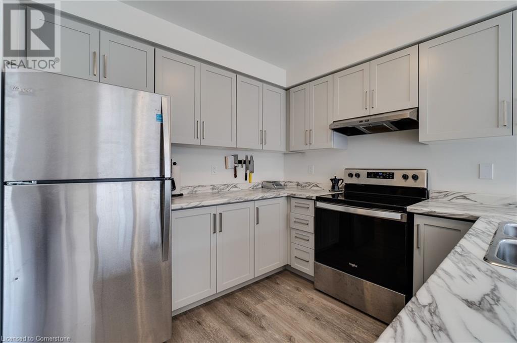 Photo 1 of 68 Dryden Lane, Hamilton ON