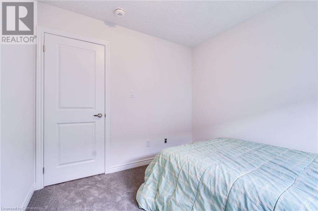 Photo 16 of 68 Dryden Lane, Hamilton ON