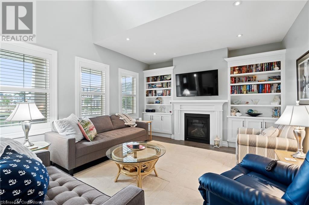 Photo 4 of 3814 Ryan Avenue, Crystal Beach ON