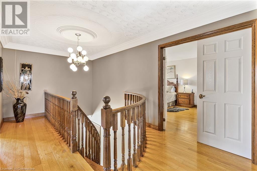 Photo 29 of 266 Sumach Drive, Burlington ON