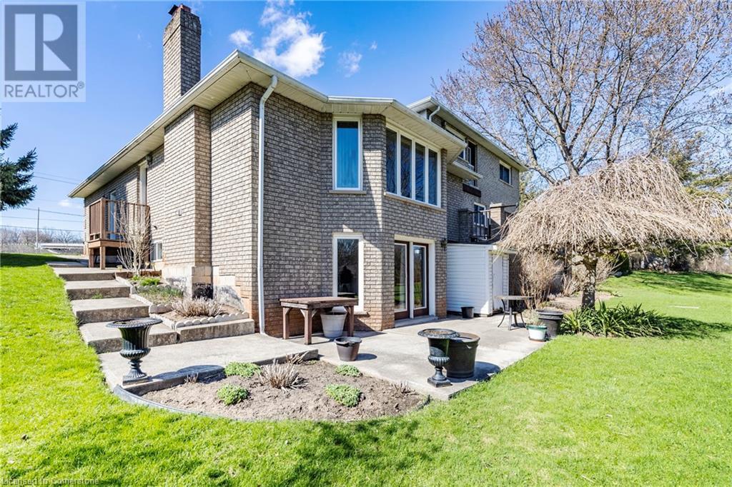 Photo 21 of 266 Sumach Drive, Burlington ON