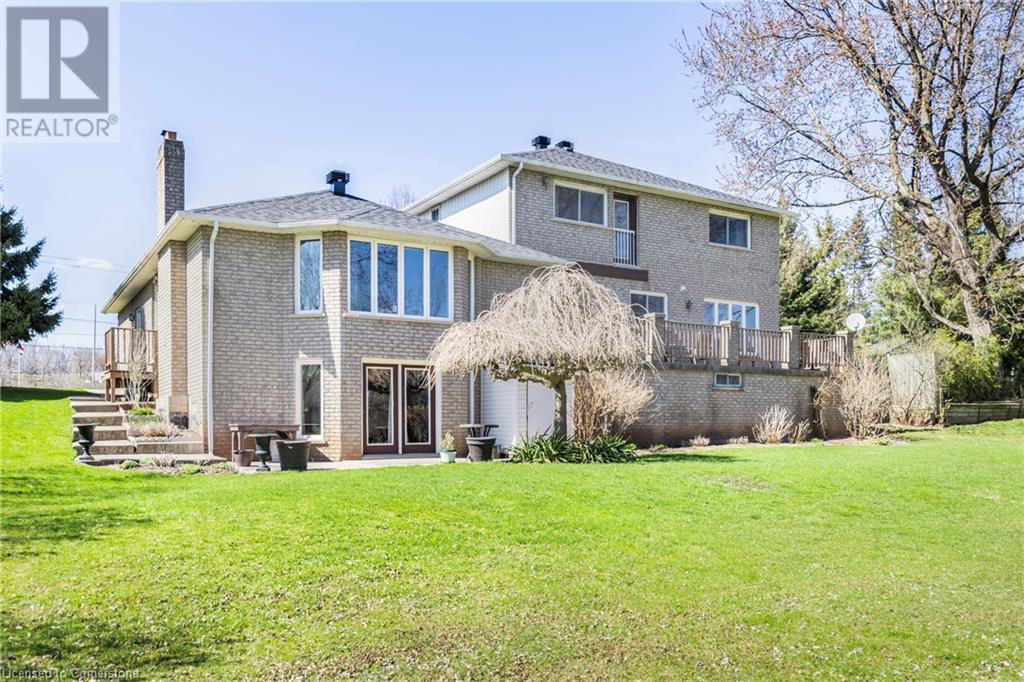 Photo 9 of 266 Sumach Drive, Burlington ON