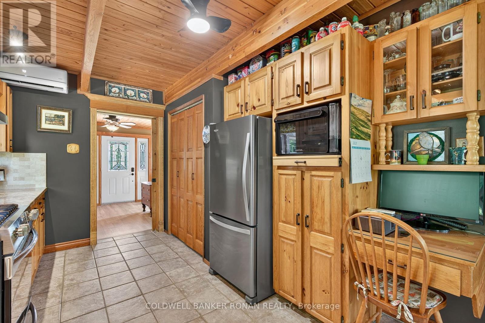 Photo 11 of 20 Mountainview Road, Mulmur ON