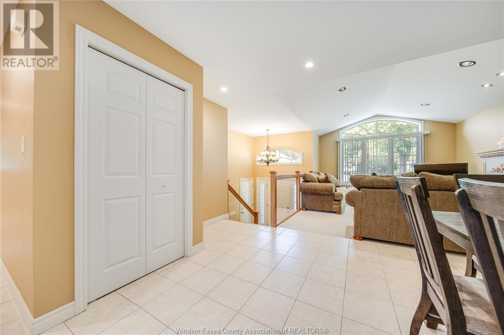 Photo 27 of 1314 Orchard Blvd, Kingsville ON