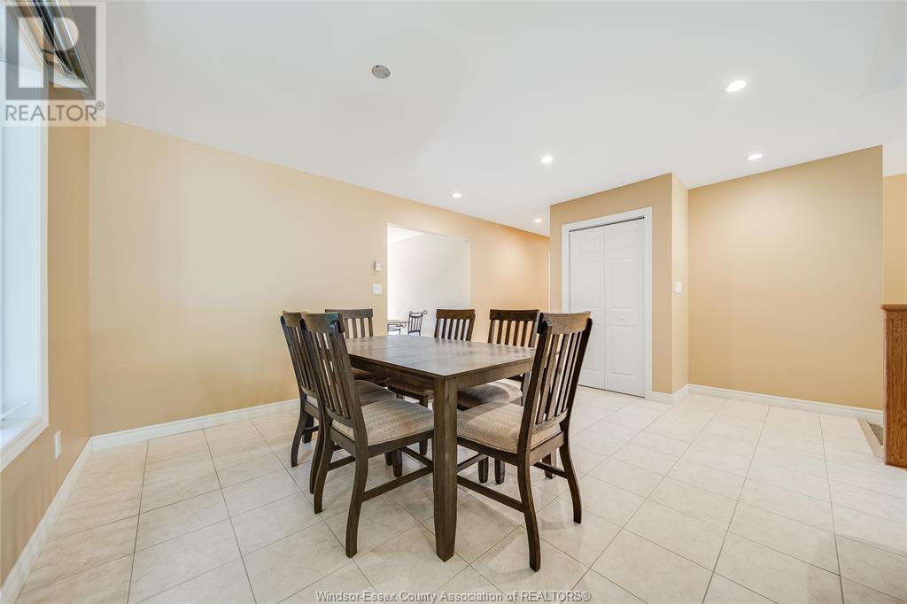 Photo 5 of 1314 Orchard Blvd, Kingsville ON