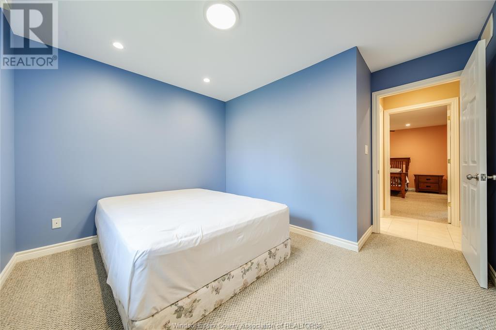 Photo 2 of 1314 Orchard Blvd, Kingsville ON