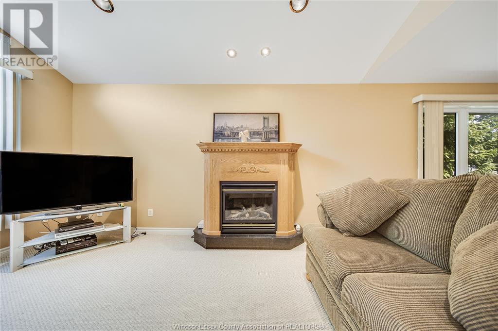Photo 43 of 1314 Orchard Blvd, Kingsville ON