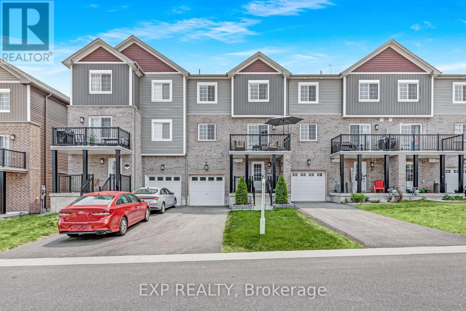 Photo 20 of 11 Kodiak Terrace, Barrie ON