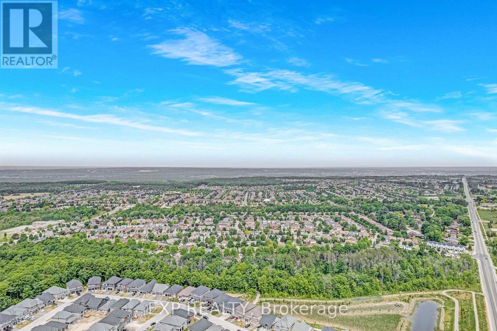Photo 10 of 11 Kodiak Terrace, Barrie ON