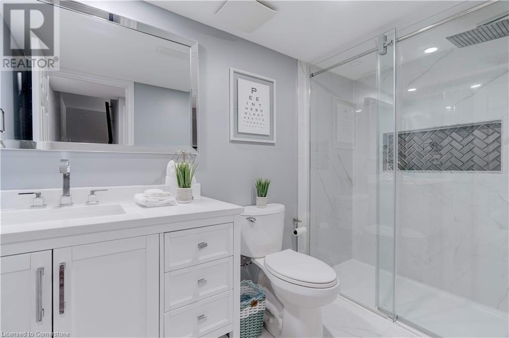 Photo 33 of 45 Royal Winter Drive Unit 28, Binbrook ON