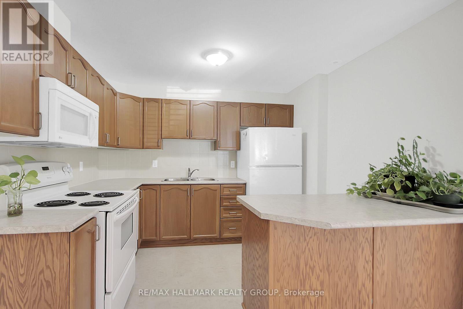 Photo 18 of B 251 Crestway Drive, Ottawa ON