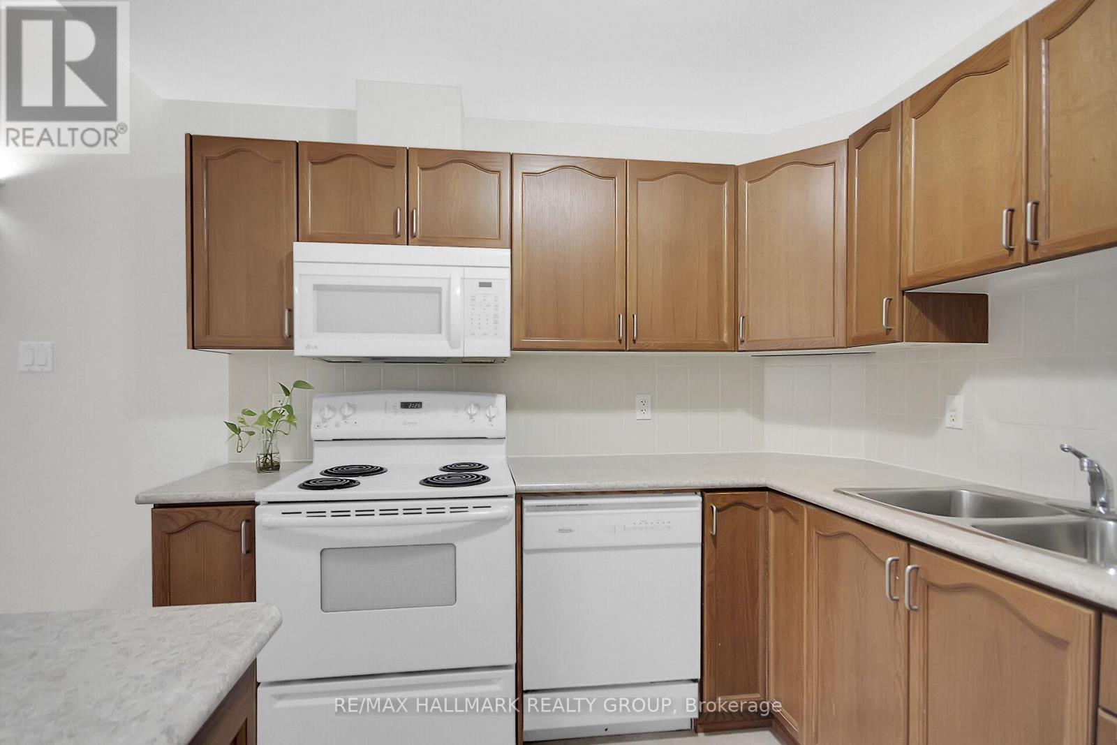 Photo 8 of B 251 Crestway Drive, Ottawa ON