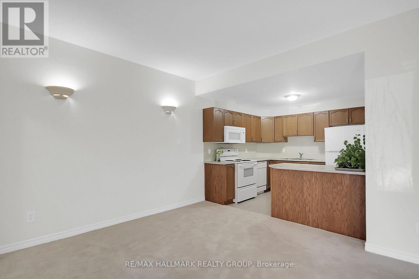 Photo 6 of B 251 Crestway Drive, Ottawa ON