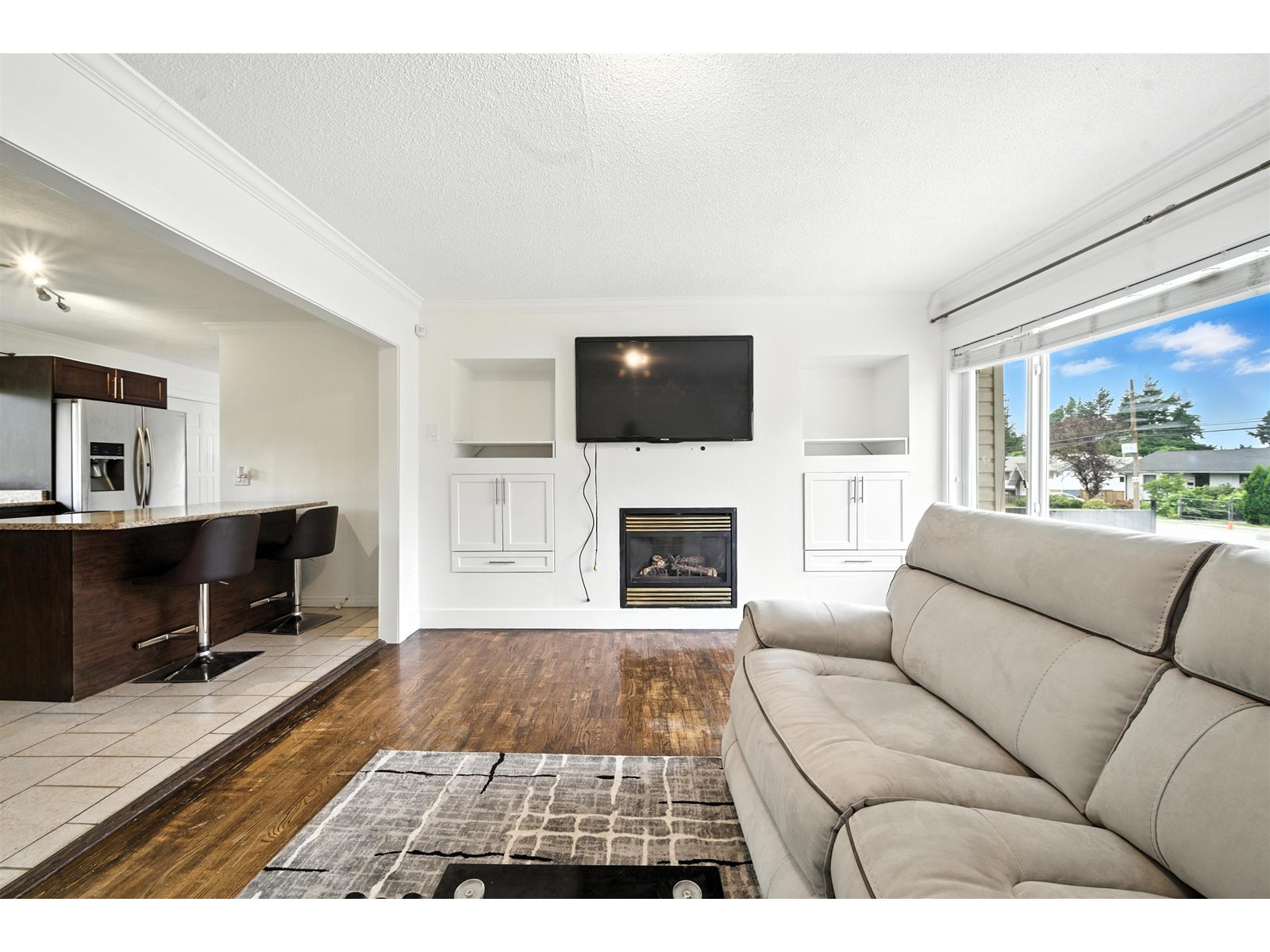 Photo 3 of 14032 Grosvenor Road, Surrey BC