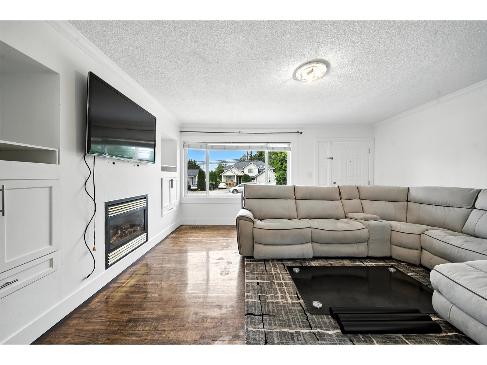 Photo 4 of 14032 Grosvenor Road, Surrey BC