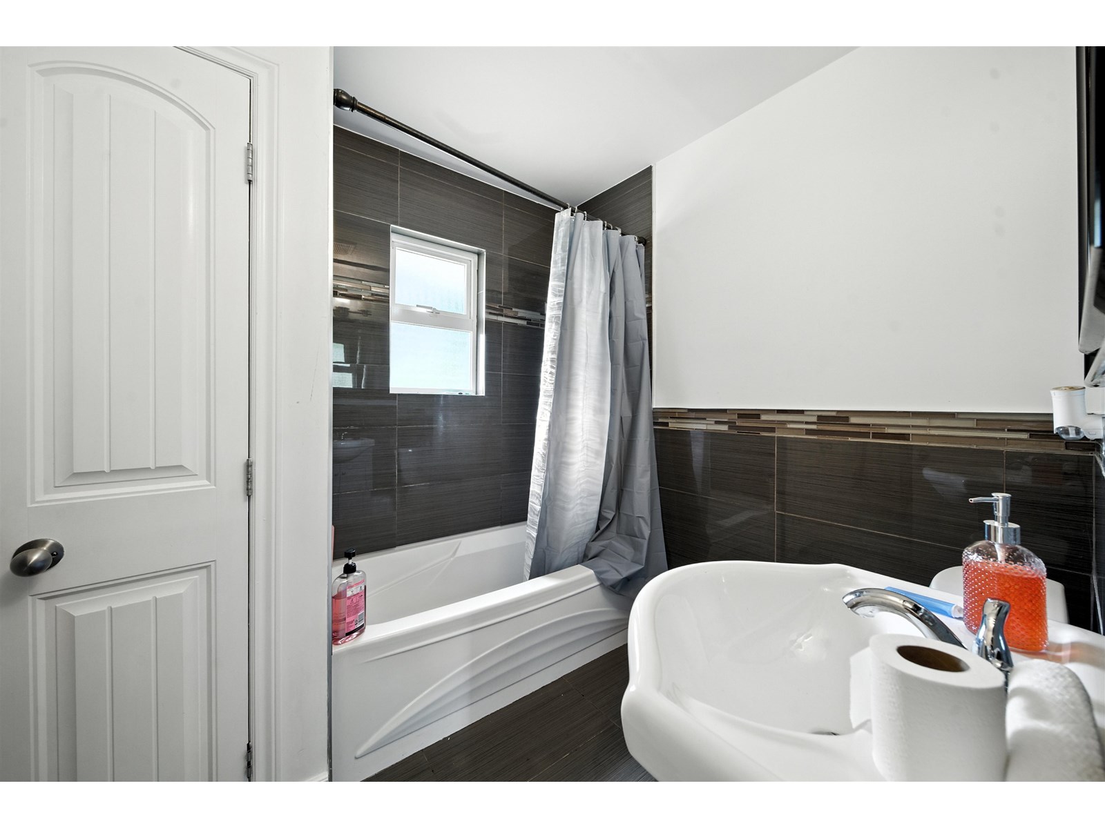 Photo 13 of 14032 Grosvenor Road, Surrey BC