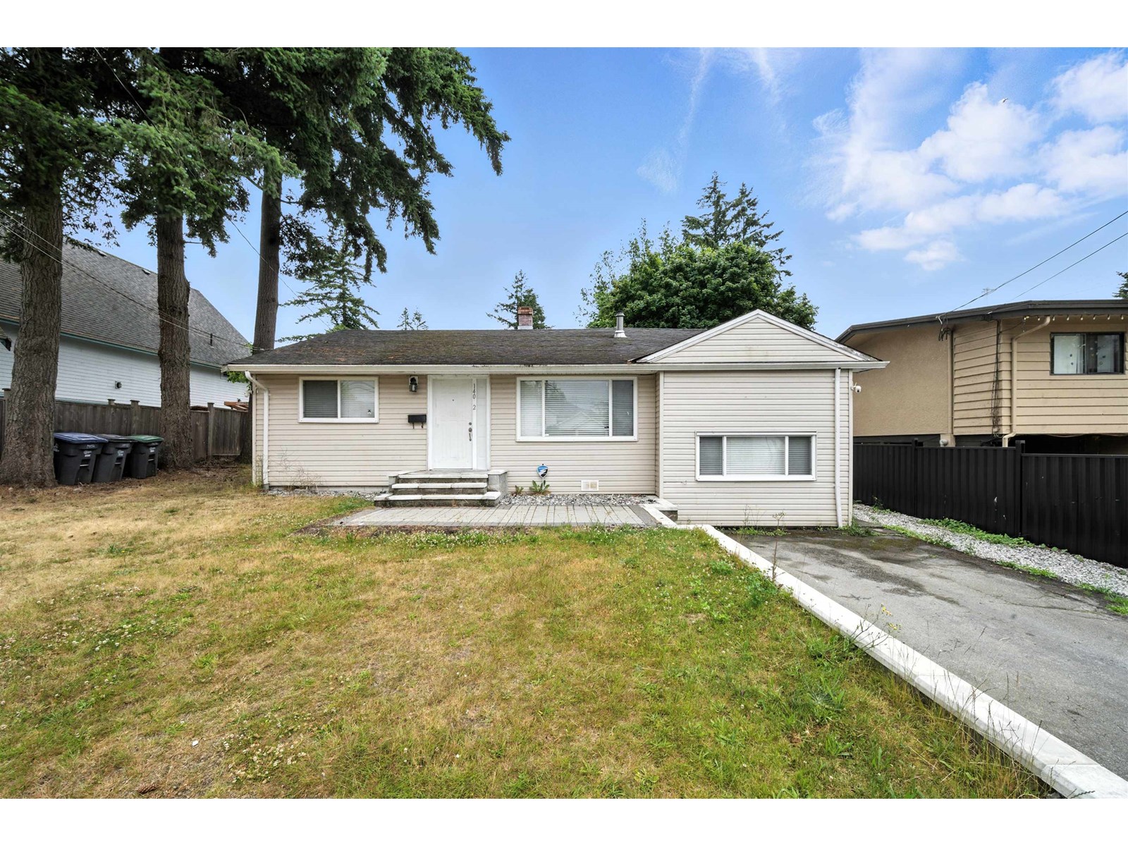 Photo 1 of 14032 Grosvenor Road, Surrey BC