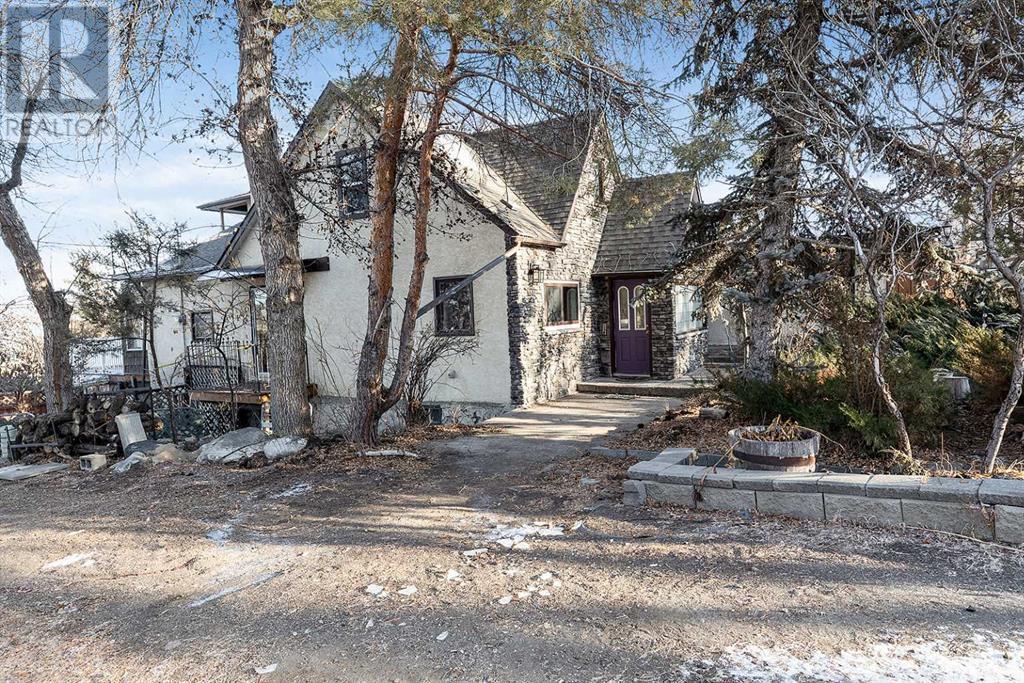 Photo 12 of 176 1 Street Sw, Medicine Hat AB