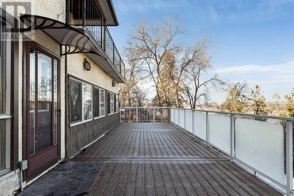 Photo 3 of 176 1 Street Sw, Medicine Hat AB