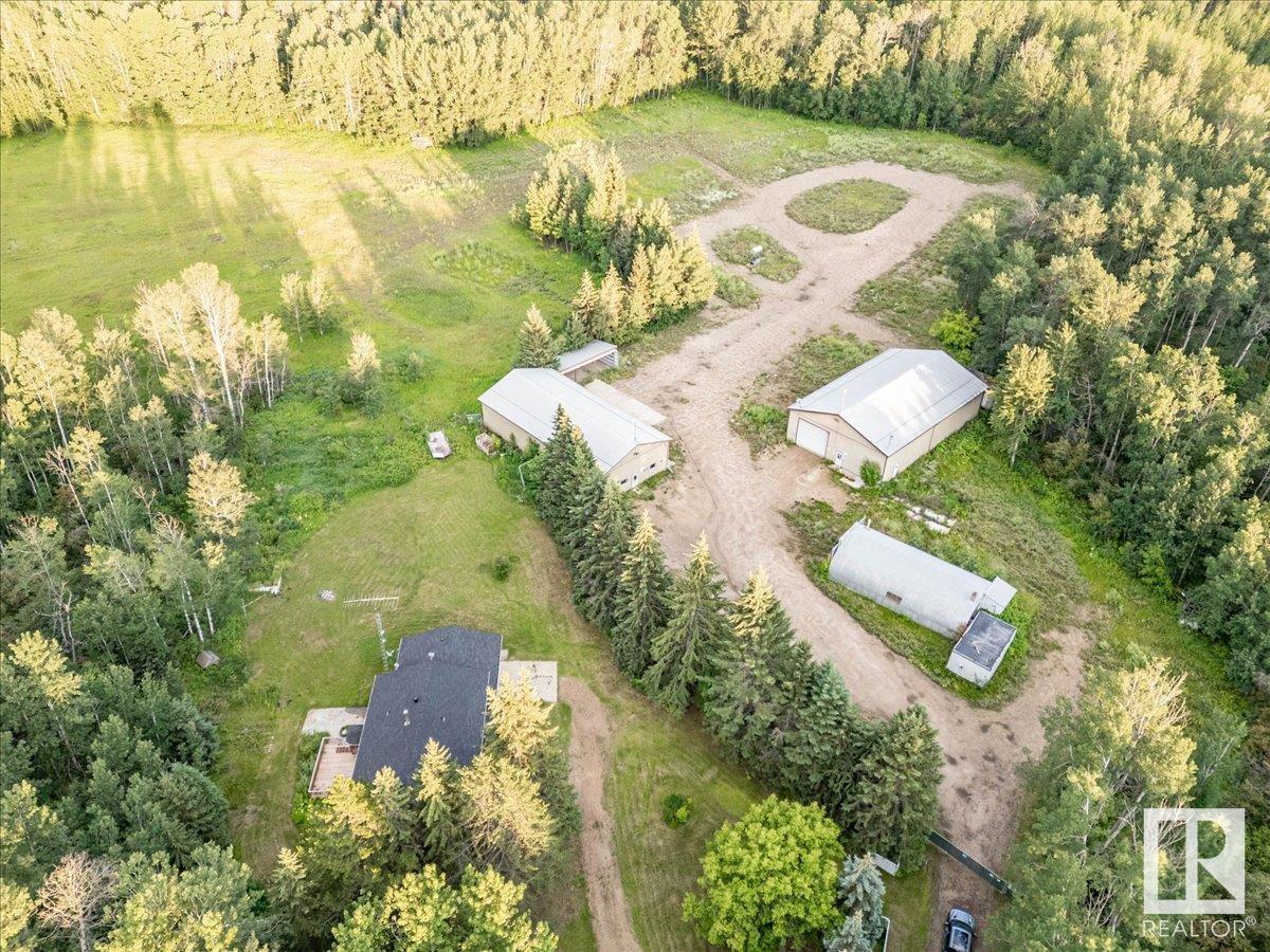 Photo 2 of 2047 Twp Rd 495 A, Telfordville AB