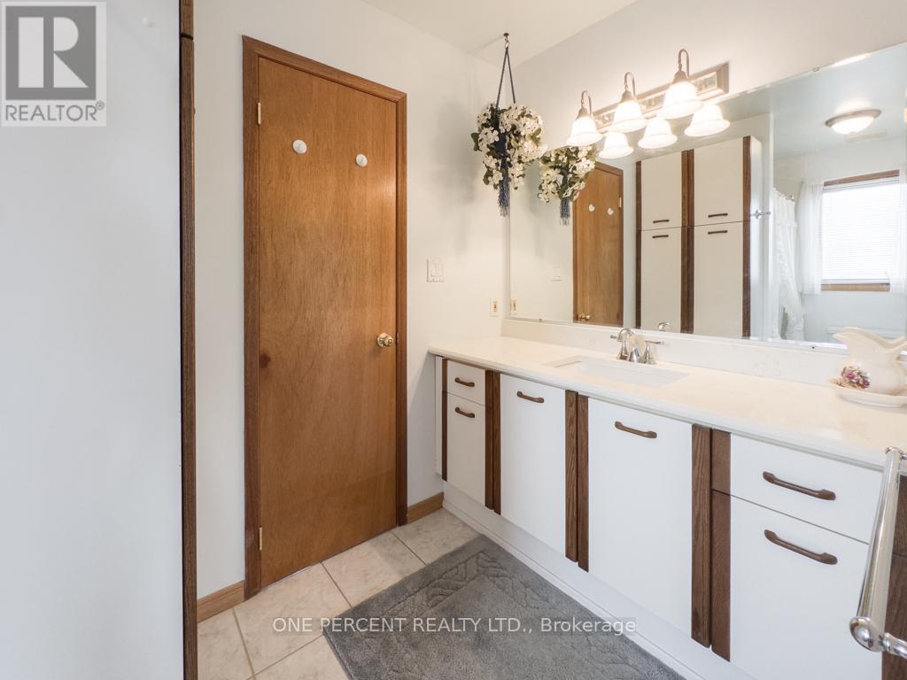 Photo 15 of 25 Loraine Avenue, Quinte West ON