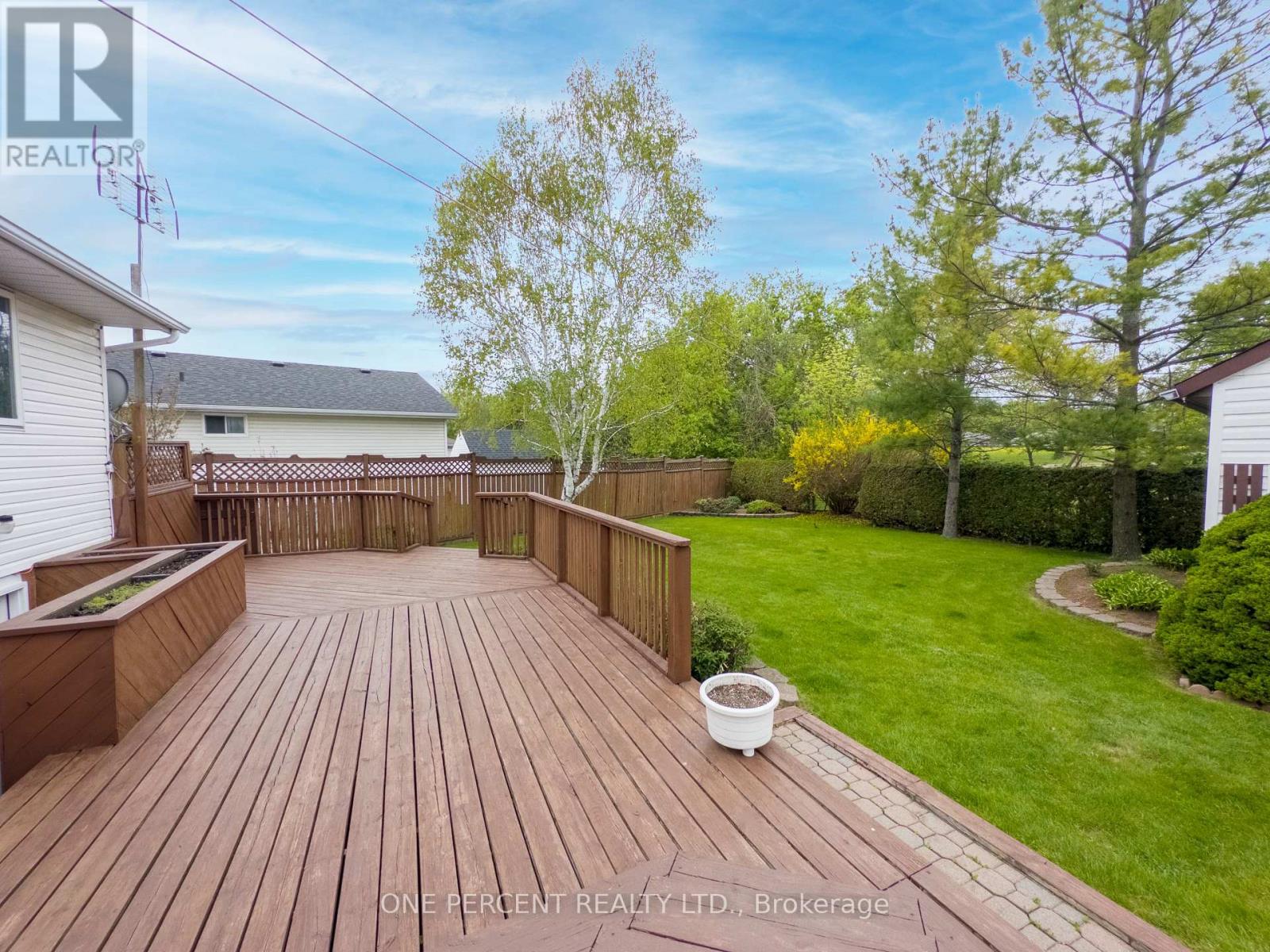 Photo 5 of 25 Loraine Avenue, Quinte West ON