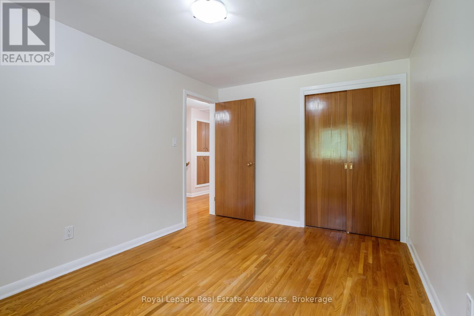 Photo 26 of 36 Trelawne Drive, St Catharines ON