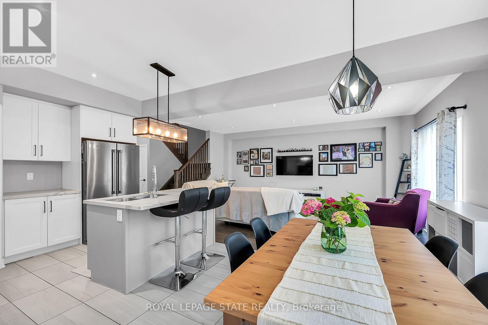 Photo 20 of 4 120 Vineberg Drive, Hamilton ON