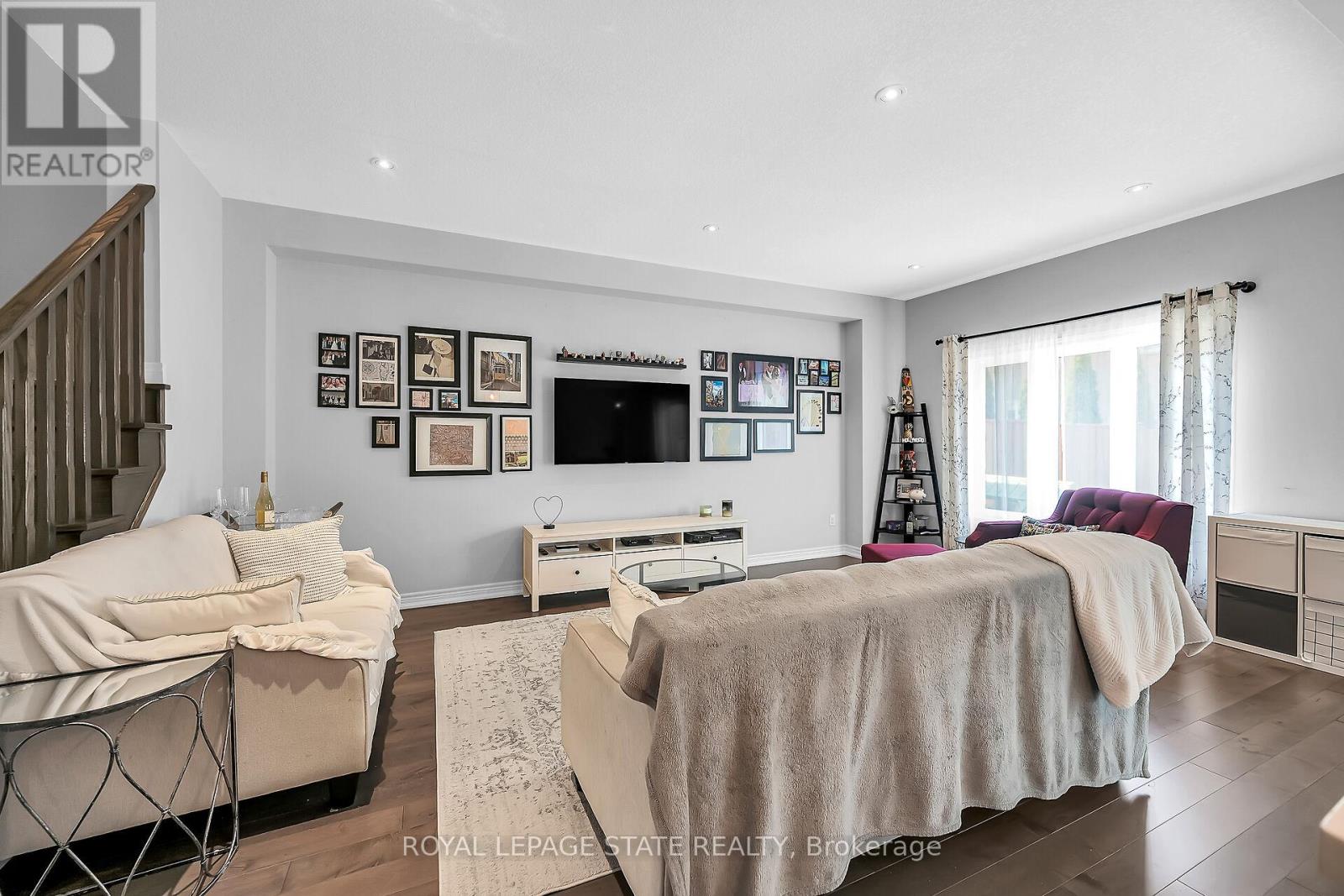 Photo 32 of 4 120 Vineberg Drive, Hamilton ON