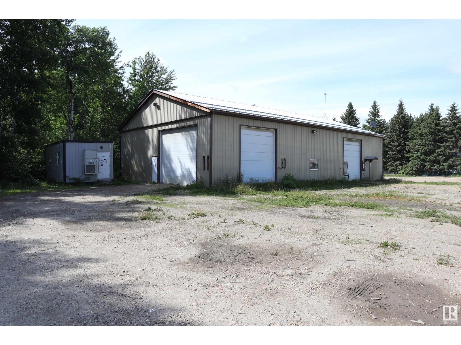 Photo 42 of 2047 Twp Rd 495 A, Telfordville AB