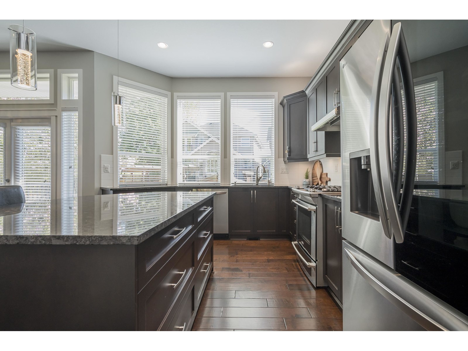 Photo 10 of 16364 60 A Avenue, Surrey BC