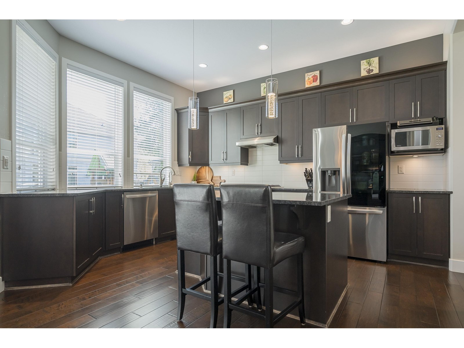 Photo 8 of 16364 60 A Avenue, Surrey BC