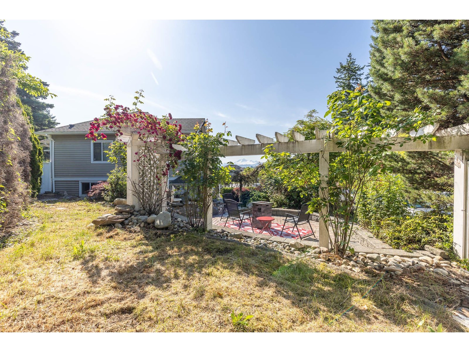 Photo 33 of 34413 Stoneleigh Avenue, Abbotsford BC