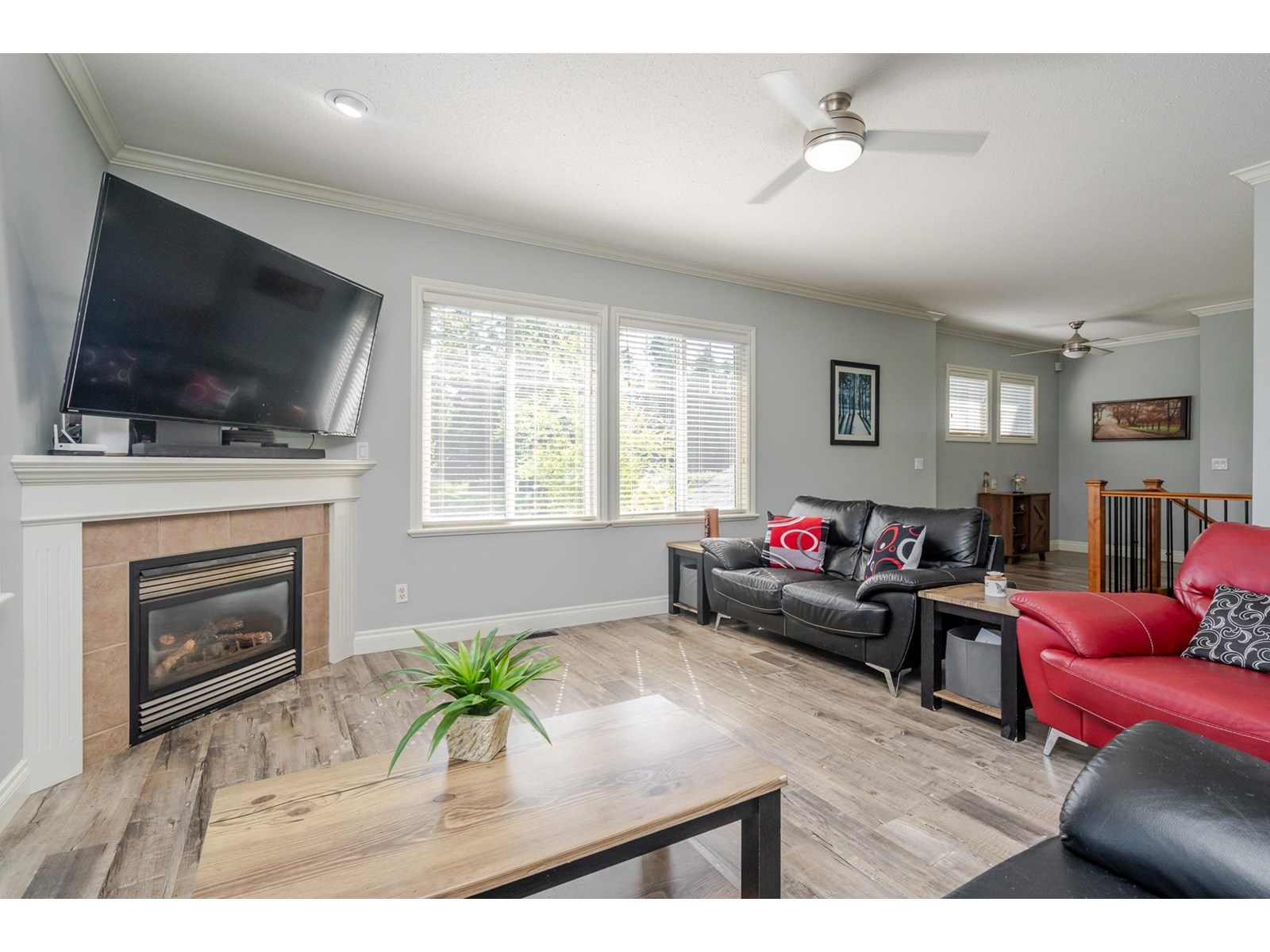 Photo 8 of 34413 Stoneleigh Avenue, Abbotsford BC
