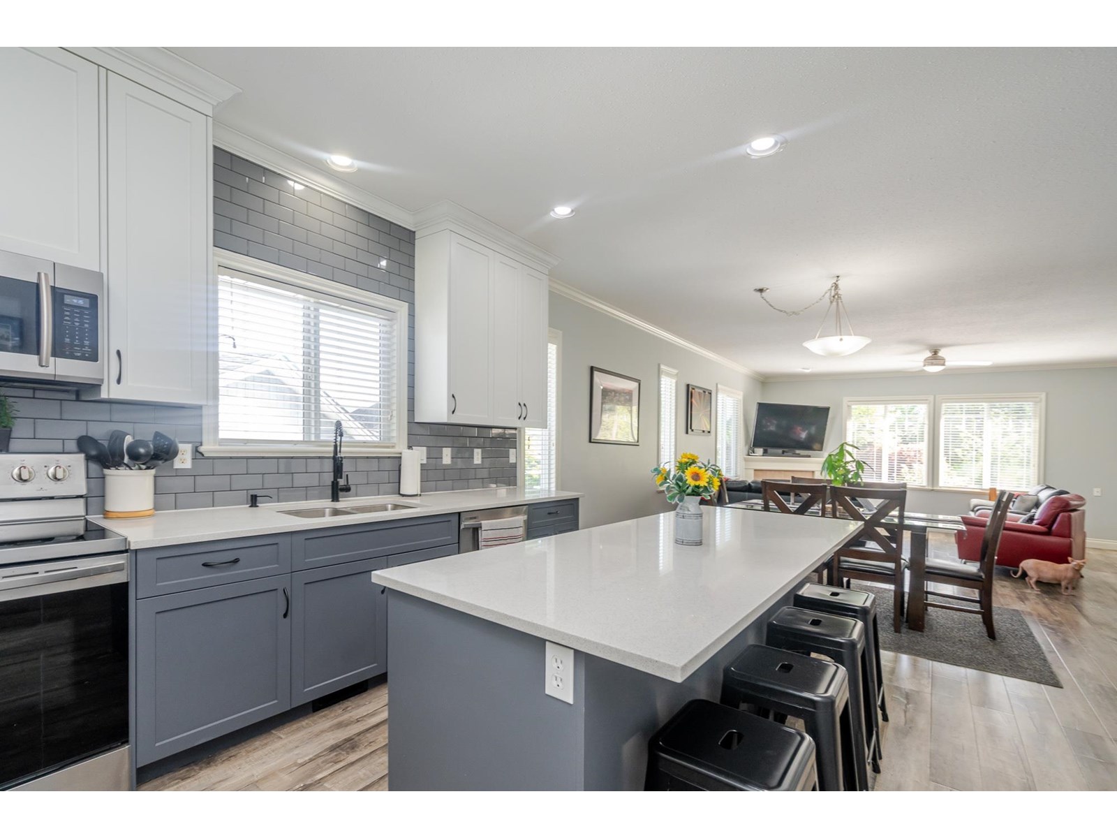 Photo 12 of 34413 Stoneleigh Avenue, Abbotsford BC