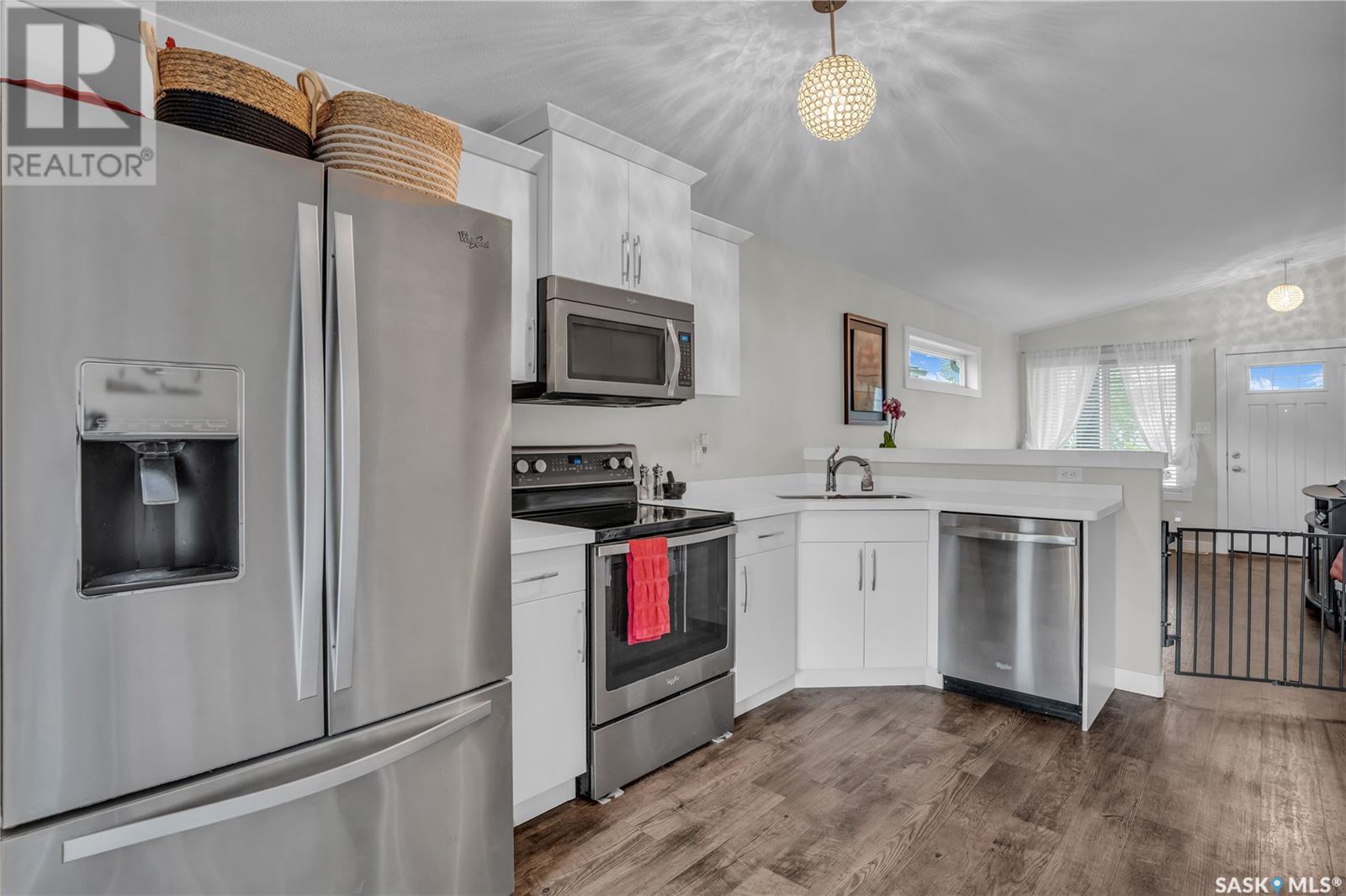 Photo 21 of 5413 Campling Avenue, Regina SK