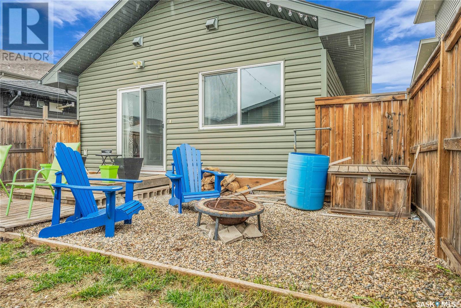 Photo 4 of 5413 Campling Avenue, Regina SK