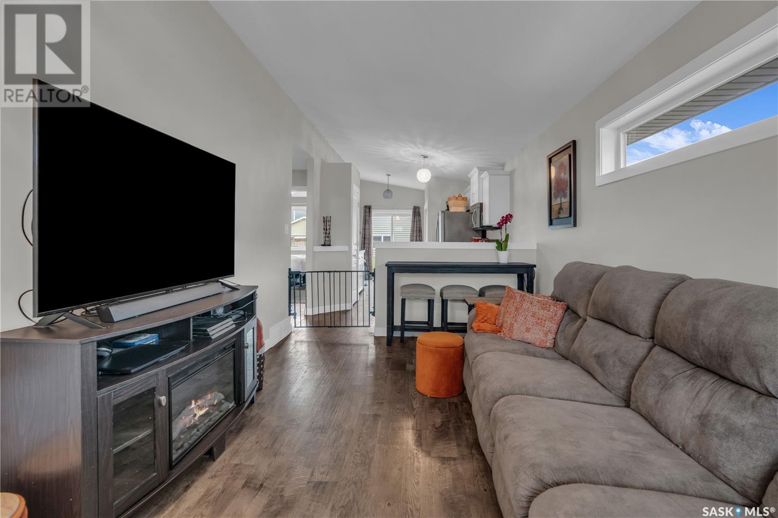 Photo 16 of 5413 Campling Avenue, Regina SK