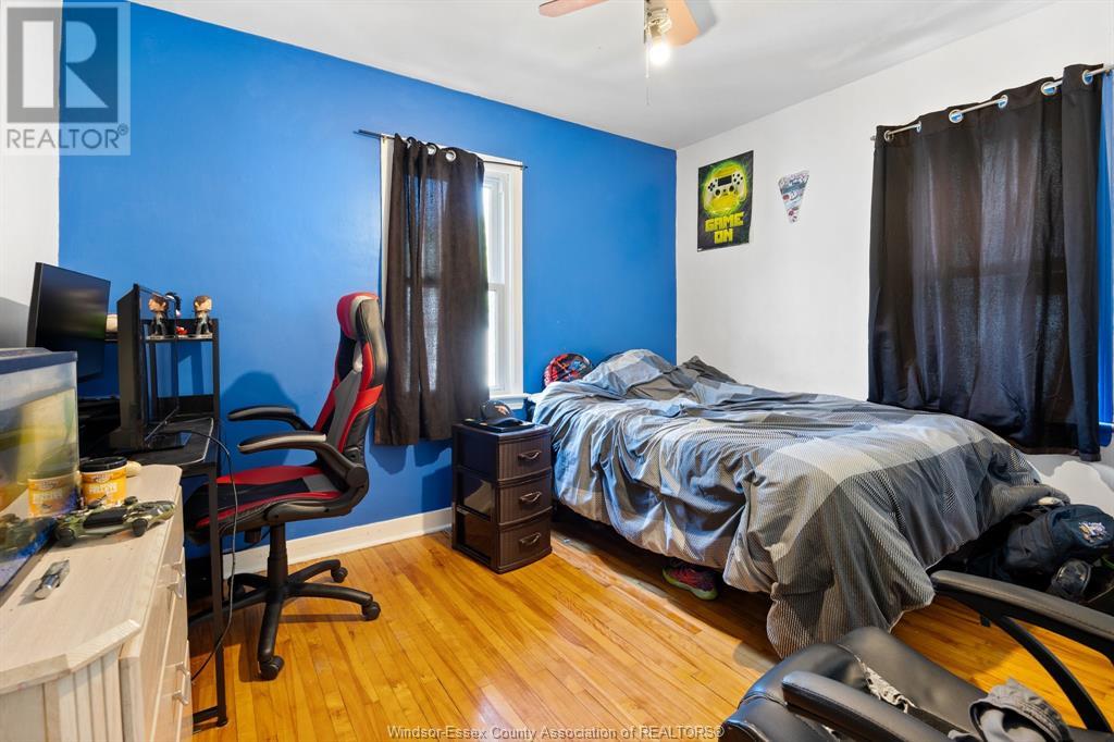 Photo 14 of 1038 Esdras, Windsor ON