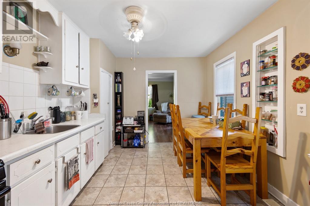 Photo 11 of 1038 Esdras, Windsor ON