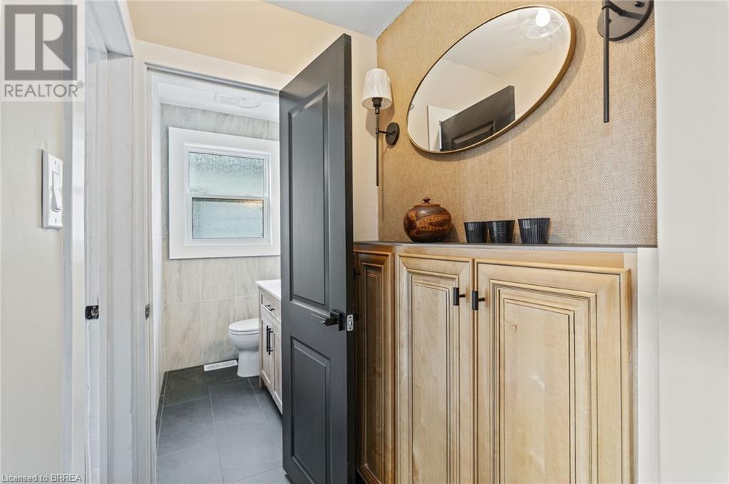 Photo 16 of 7 Esther Street, Brantford ON