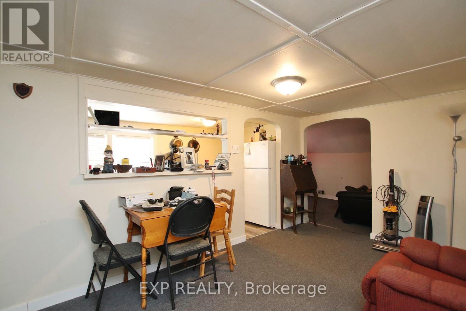 Photo 9 of 55 Ida Street S, Arnprior ON