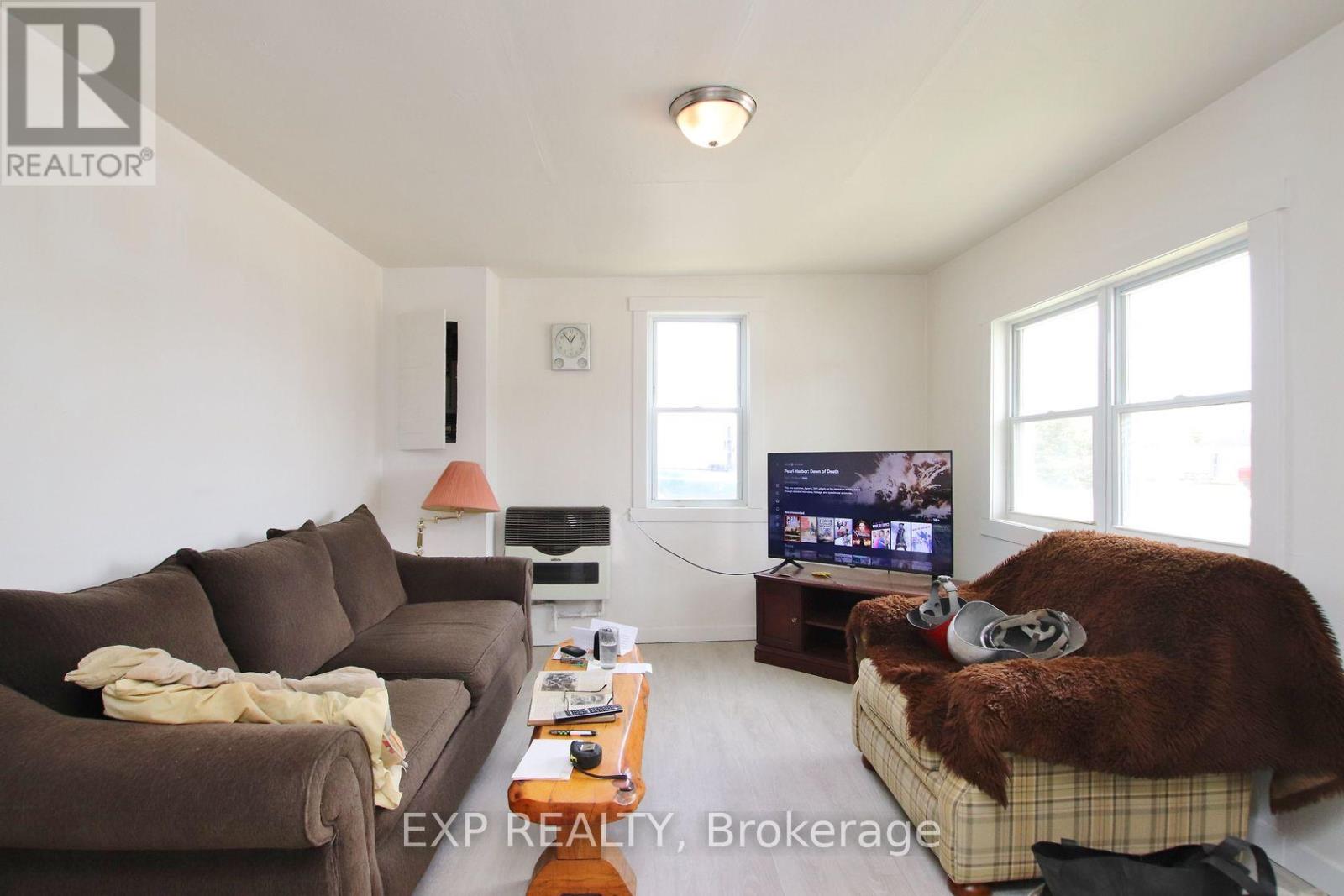 Photo 13 of 55 Ida Street S, Arnprior ON