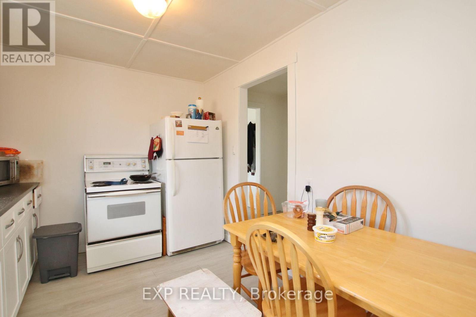 Photo 10 of 55 Ida Street S, Arnprior ON