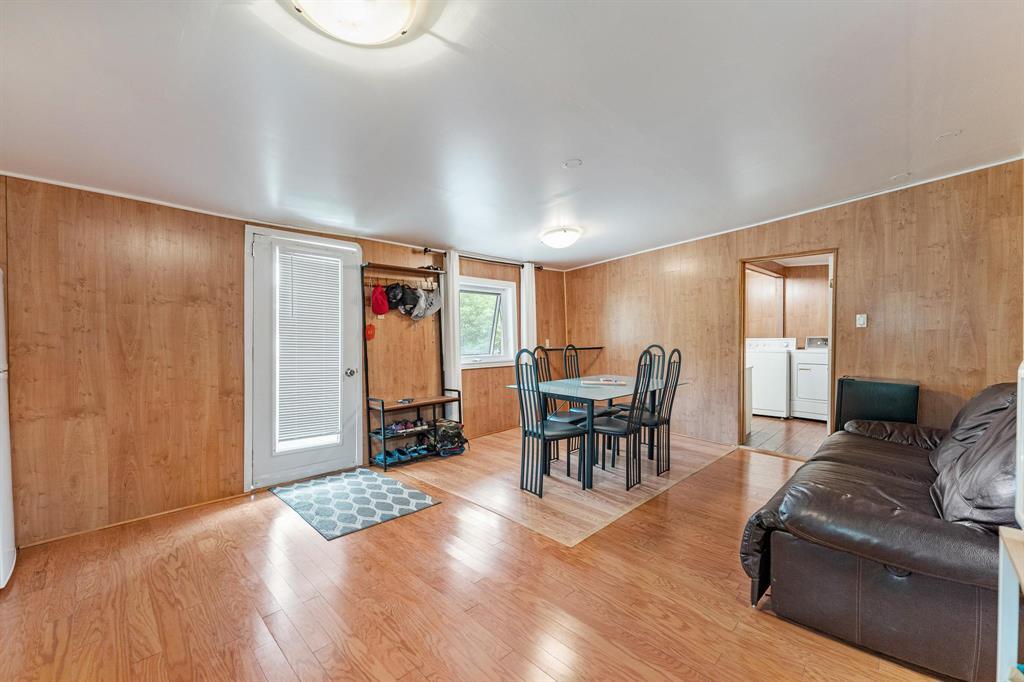 Photo 10 of 245 Maple Avenue, Winnipeg Beach MB
