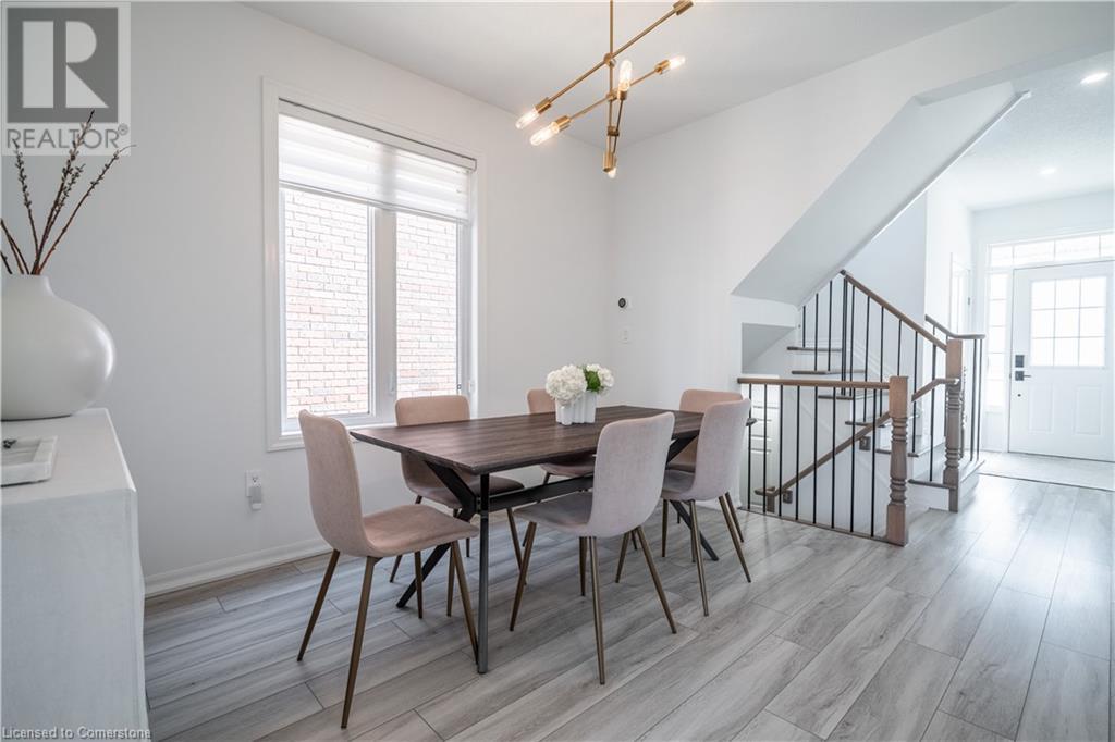 Photo 11 of 80 Montreal Circle, Stoney Creek ON