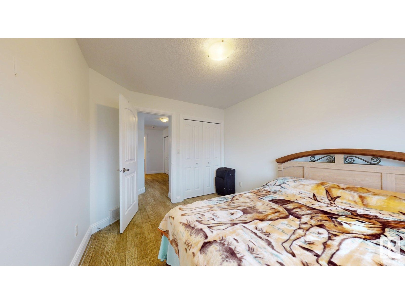 Photo 7 of 5440 1 A Av Sw, Edmonton AB
